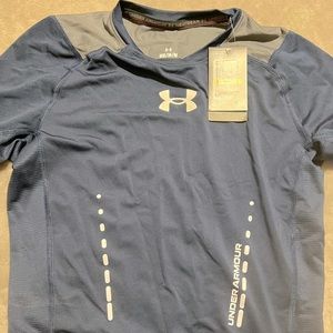 Men’s compression Under Armour Heatgear top.  Brand new